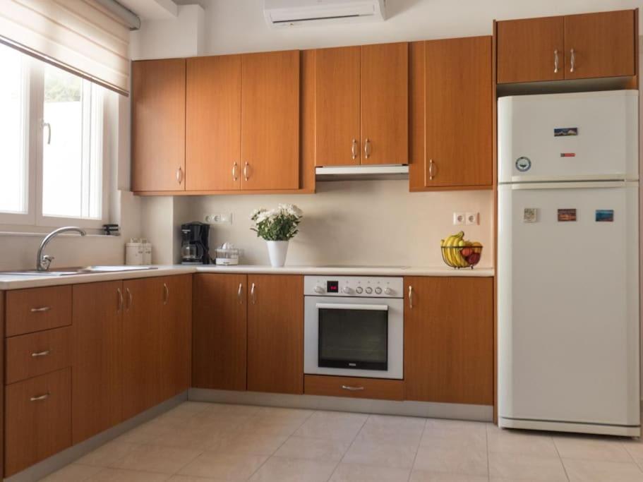 Come & Stay Apt Ierapetra  Bagian luar foto